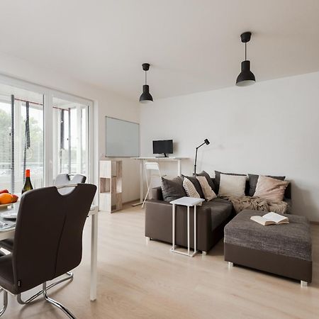 The Sunny Riverside Flat Прага Екстер'єр фото